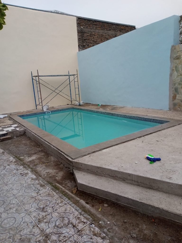 Construcci&oacute;n Piscina en Providencia